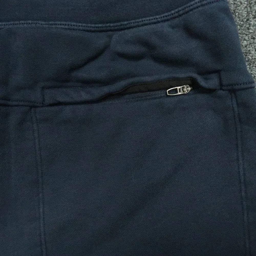 Lululemon Shorts Mens Small Blue Relaxed French Terry Zip‎ Pocket Training